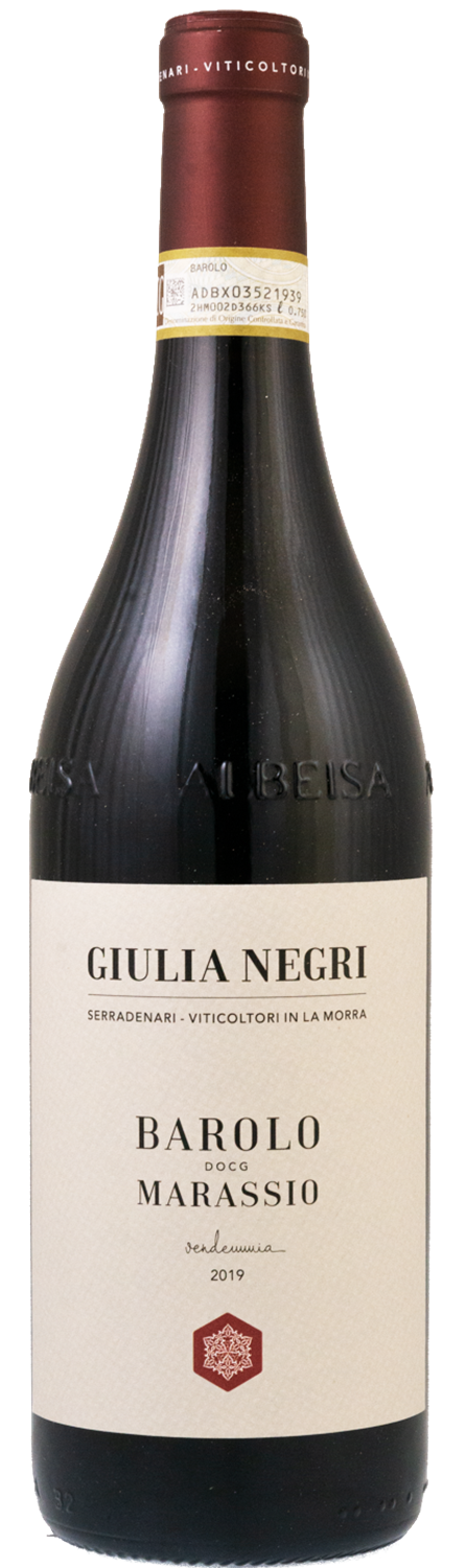 giulia-negri-barolo-marassio-2019-png