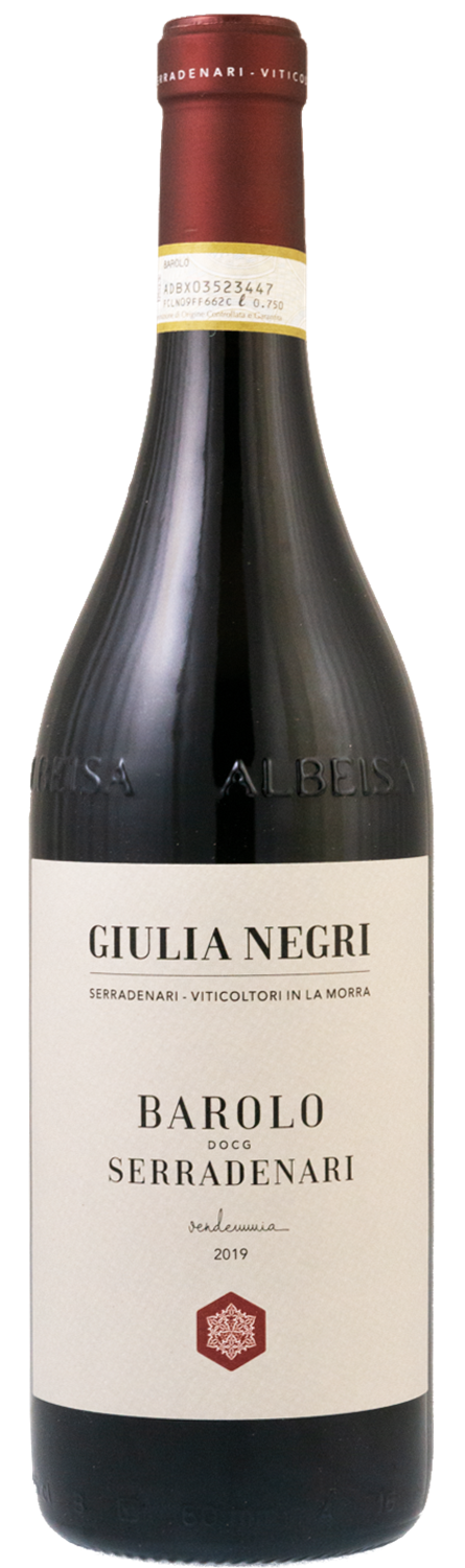 giulia-negri-barolo-serradenari-2019-png